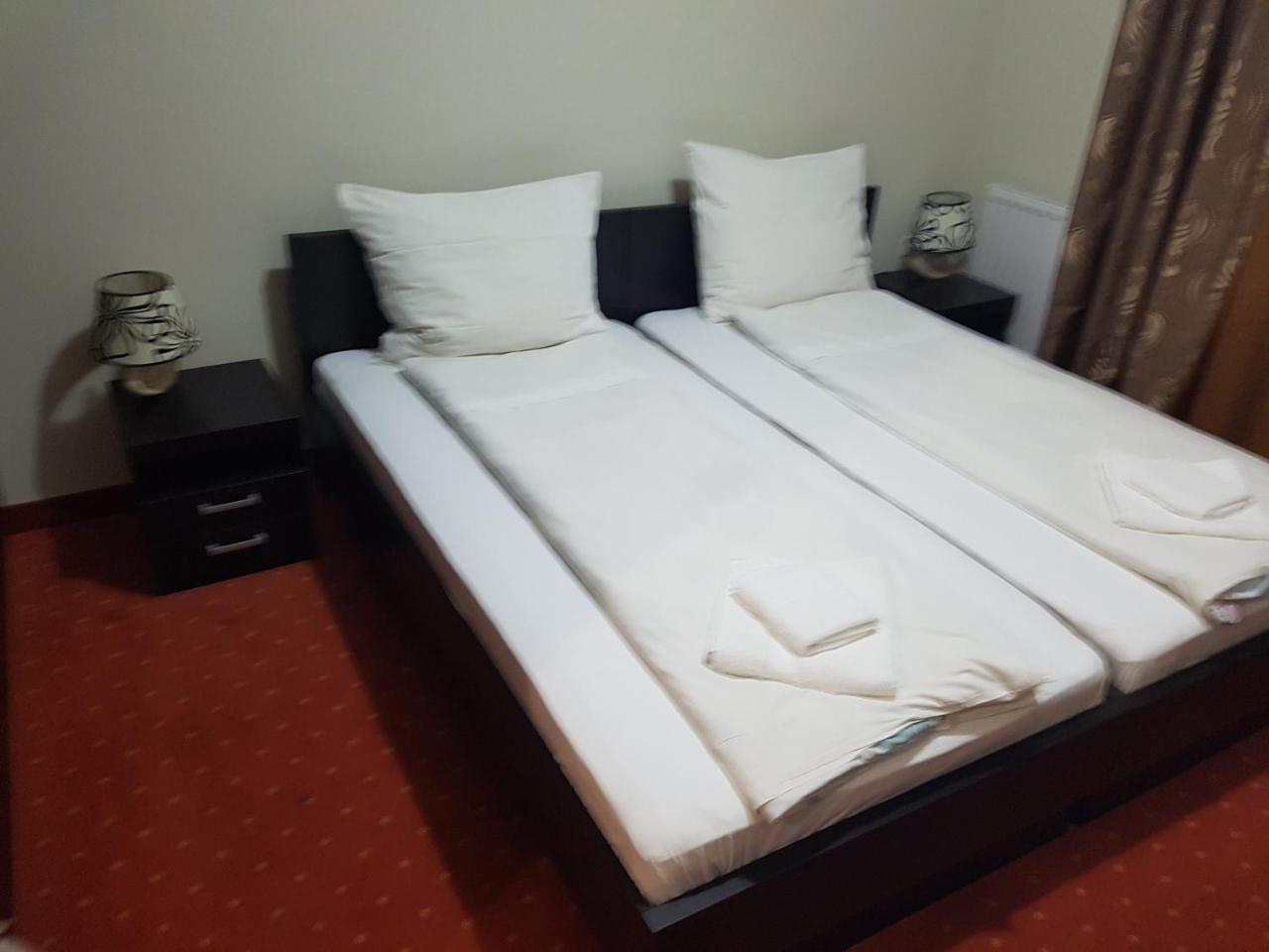 Extra Jezero Rooms Palic Exterior photo